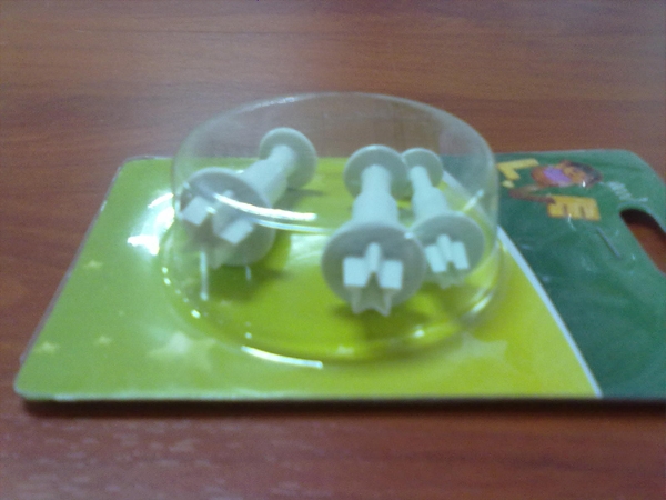 חותך קפיץ כוכב חלק פלסטיק 3 חלקים 1.2/1/0.7 ס"מ - מבצע עג"ה 3