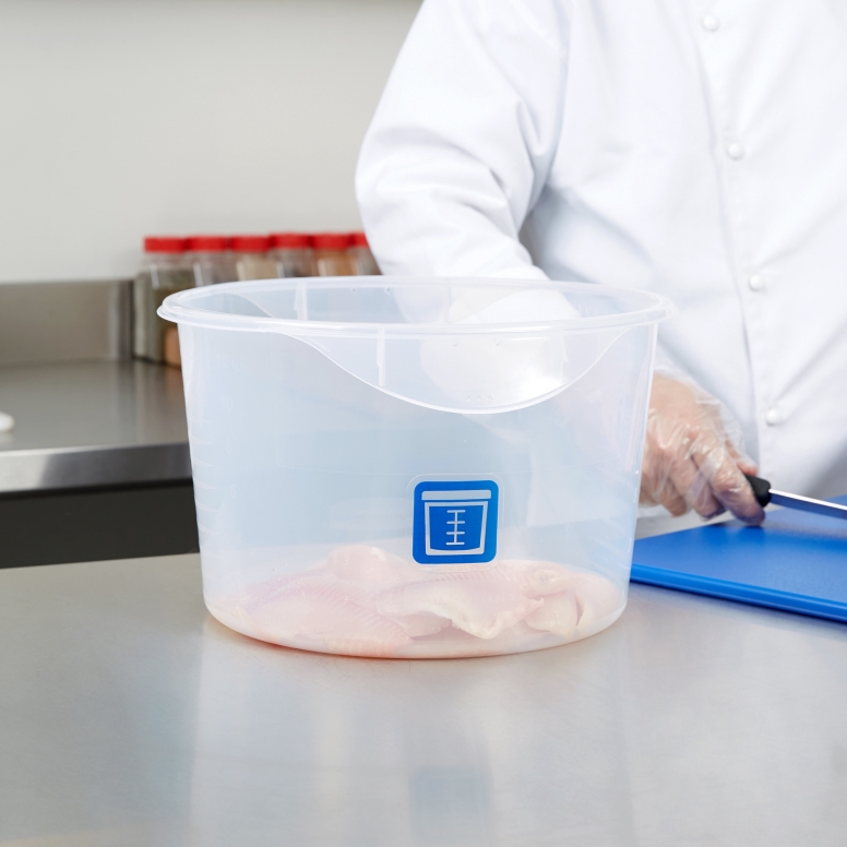 מיכל אחסון עגול פוליפרופילן שקוף כיתוב כחול 11.4ליטר 1 1/6 RUBBERMAID 3