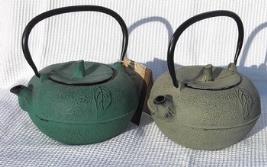 קומקום תה 1.8 ליטר יציקה ירוק בהיר ציפוי אמייל פנימי Y-1.8L/9904